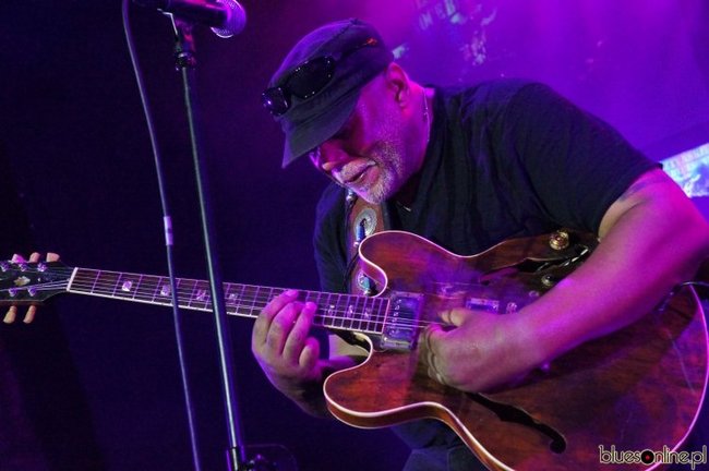 Blues zabrzmi po raz trzeci