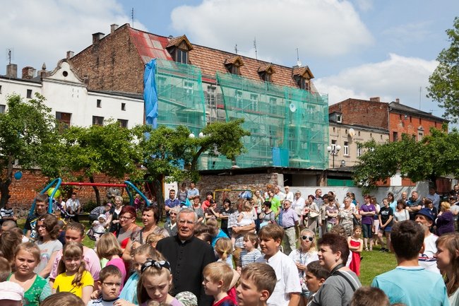 Piknik na jubileusz księdza