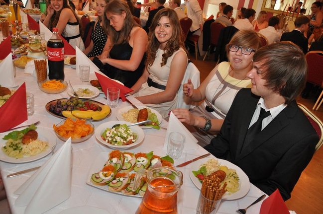 Gimnazjaliści żegnali się w Stylowej
