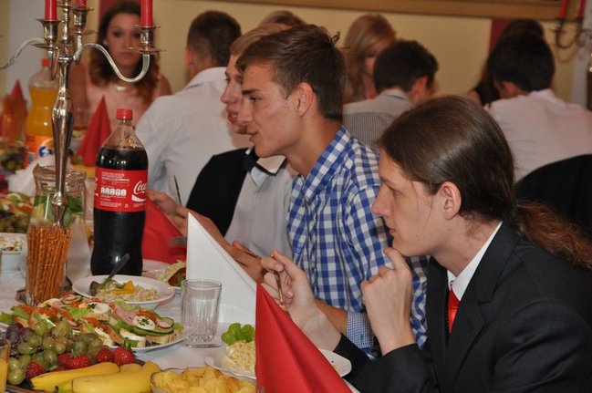 Gimnazjaliści żegnali się w Stylowej