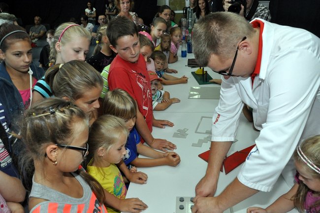 Profesor Ciekawski i jego eksperymenty