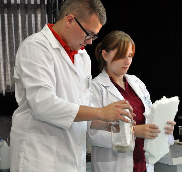 Profesor Ciekawski i jego eksperymenty