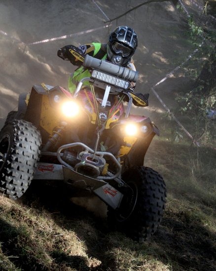 Prawie trzystu zawodników walczyło w kurzu i błocie