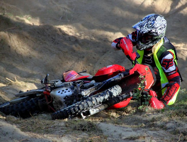 Prawie trzystu zawodników walczyło w kurzu i błocie