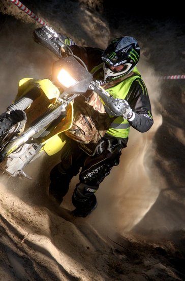 Prawie trzystu zawodników walczyło w kurzu i błocie