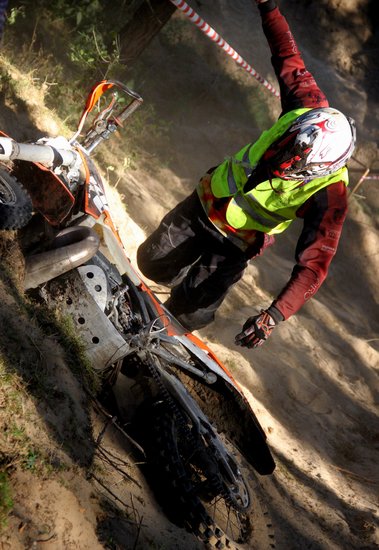 Prawie trzystu zawodników walczyło w kurzu i błocie