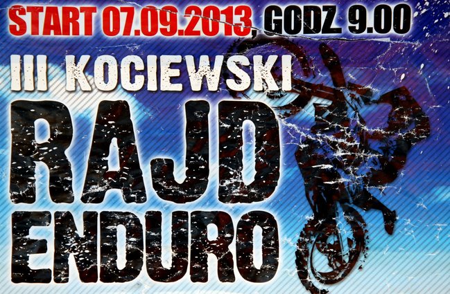 Prawie trzystu zawodników walczyło w kurzu i błocie