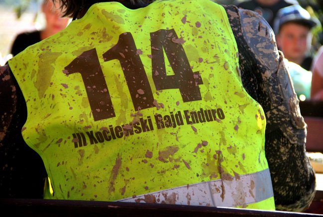 Prawie trzystu zawodników walczyło w kurzu i błocie