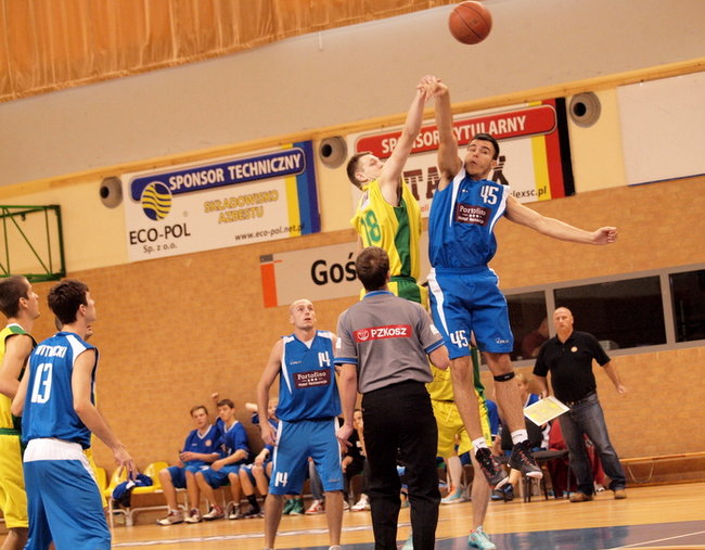 KK Świecie tylko trzeci