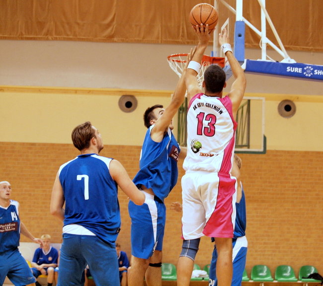 KK Świecie tylko trzeci