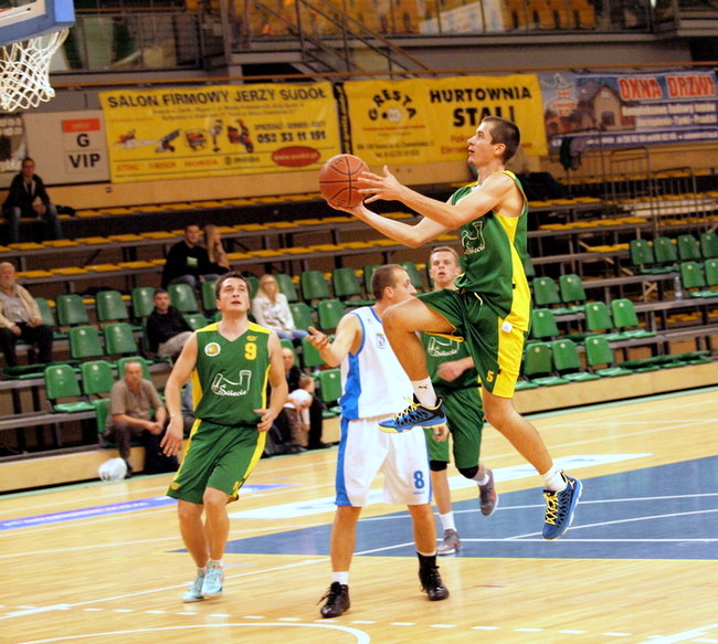 KK Świecie tylko trzeci