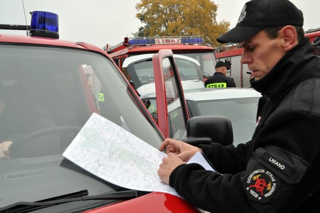 W terenie uczyli się ratować