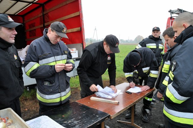 W terenie uczyli się ratować