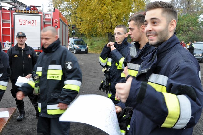 W terenie uczyli się ratować