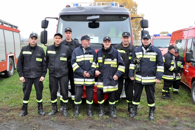 W terenie uczyli się ratować