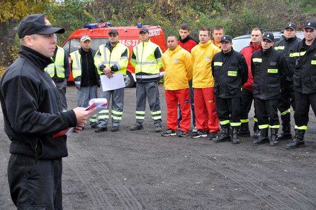 W terenie uczyli się ratować