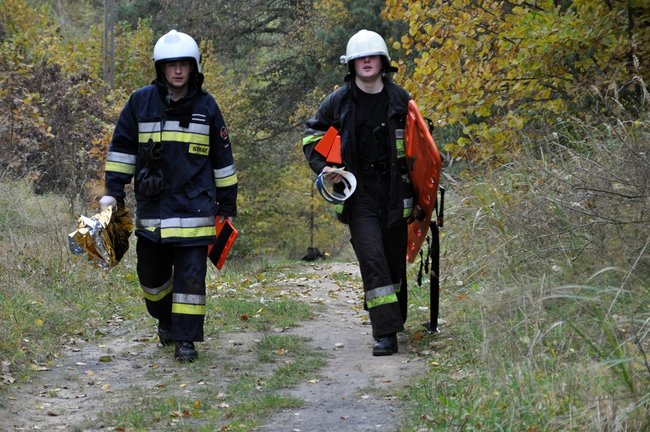 W terenie uczyli się ratować