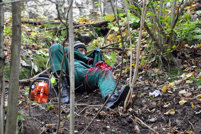 W terenie uczyli się ratować