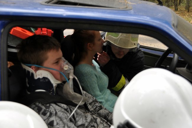 W terenie uczyli się ratować