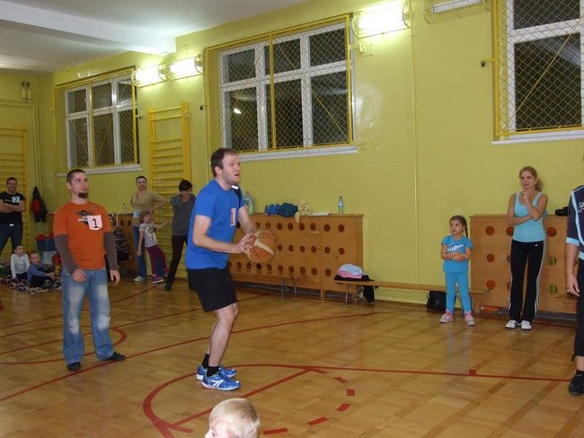 Sportowo z rodzicami w Przedszkolu nr 9