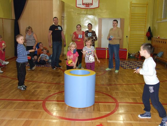 Sportowo z rodzicami w Przedszkolu nr 9