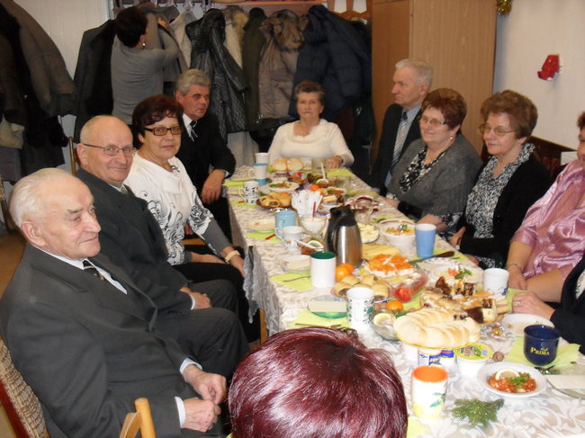 Opłatek w klubie ?WRZOS?