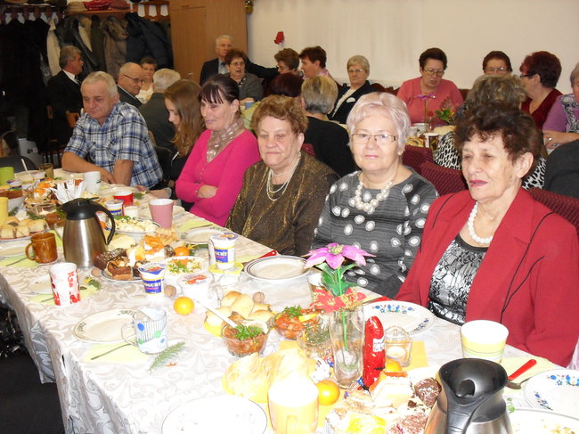 Opłatek w klubie ?WRZOS?