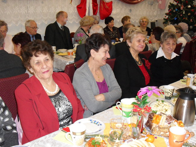 Opłatek w klubie ?WRZOS?