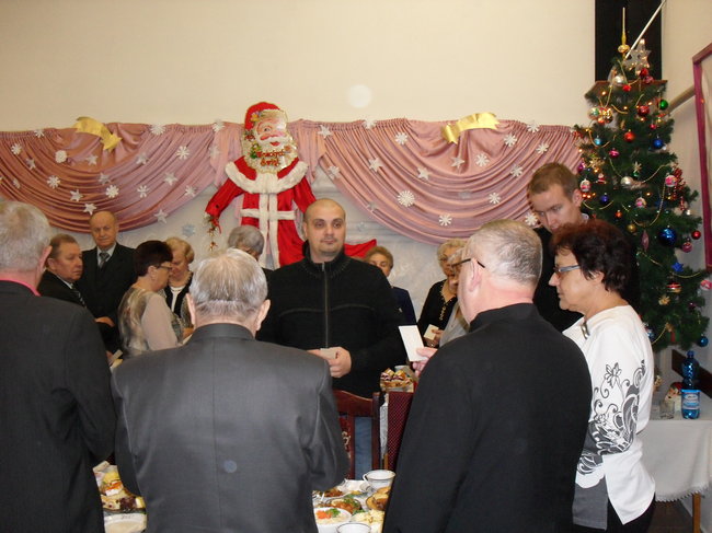 Opłatek w klubie ?WRZOS?