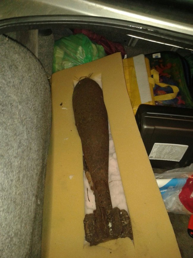 8 kilo trotylu w bagażniku