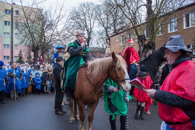 Tysiące przeszło z Orszakiem Trzech Króli