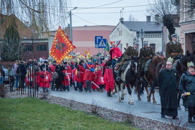 Tysiące przeszło z Orszakiem Trzech Króli