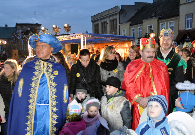 Tysiące przeszło z Orszakiem Trzech Króli