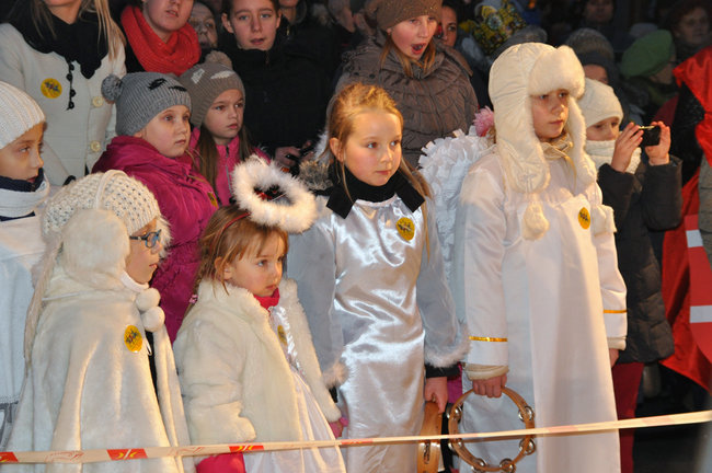 Tysiące przeszło z Orszakiem Trzech Króli