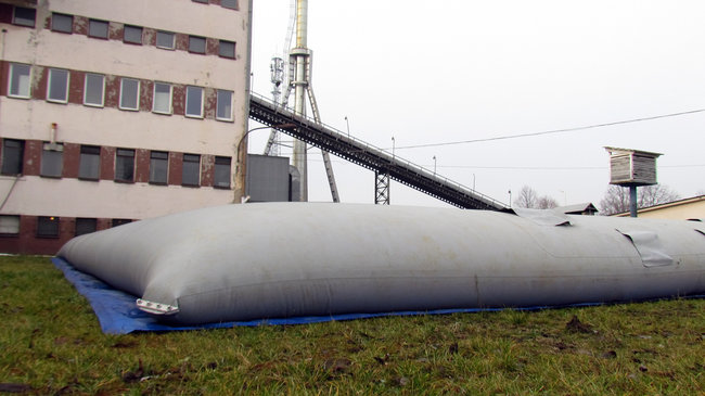 Ciepłownicy wymieniają rurę