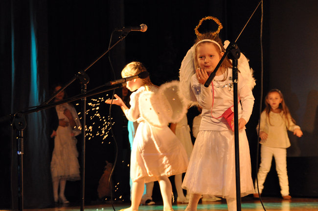 Uczniowie zbierali na szczepionki dla dzieci z Afryki