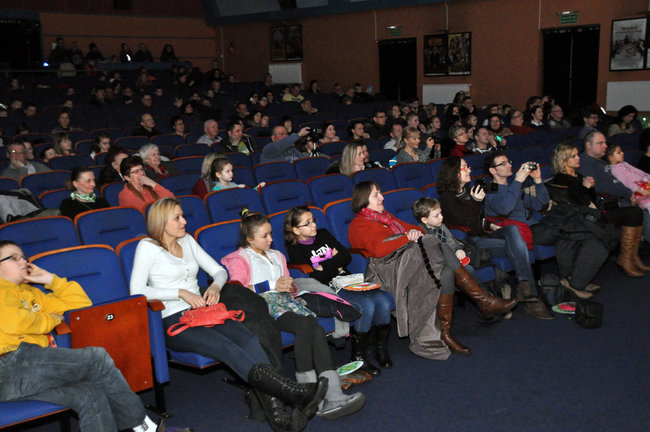 Uczniowie zbierali na szczepionki dla dzieci z Afryki