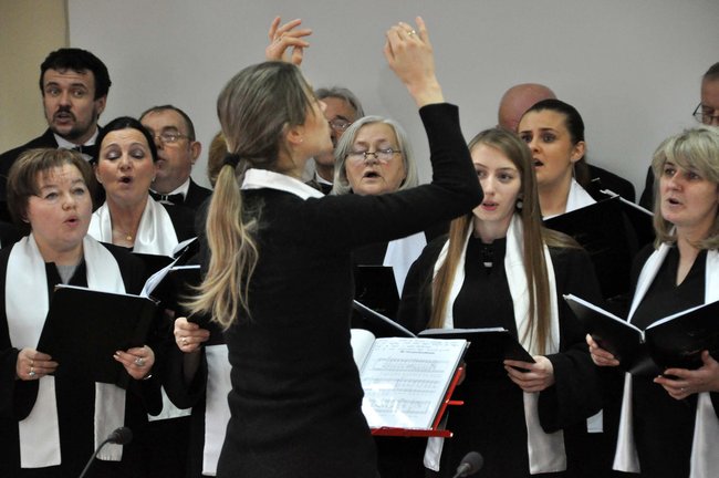 Chóralny akcent na sesji