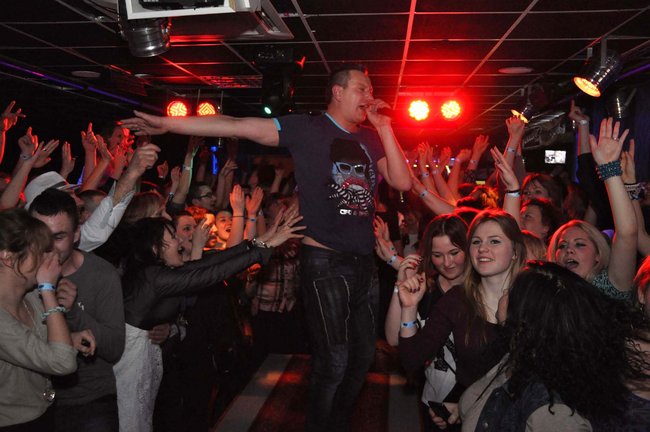 Dobra zabawa w małym gronie