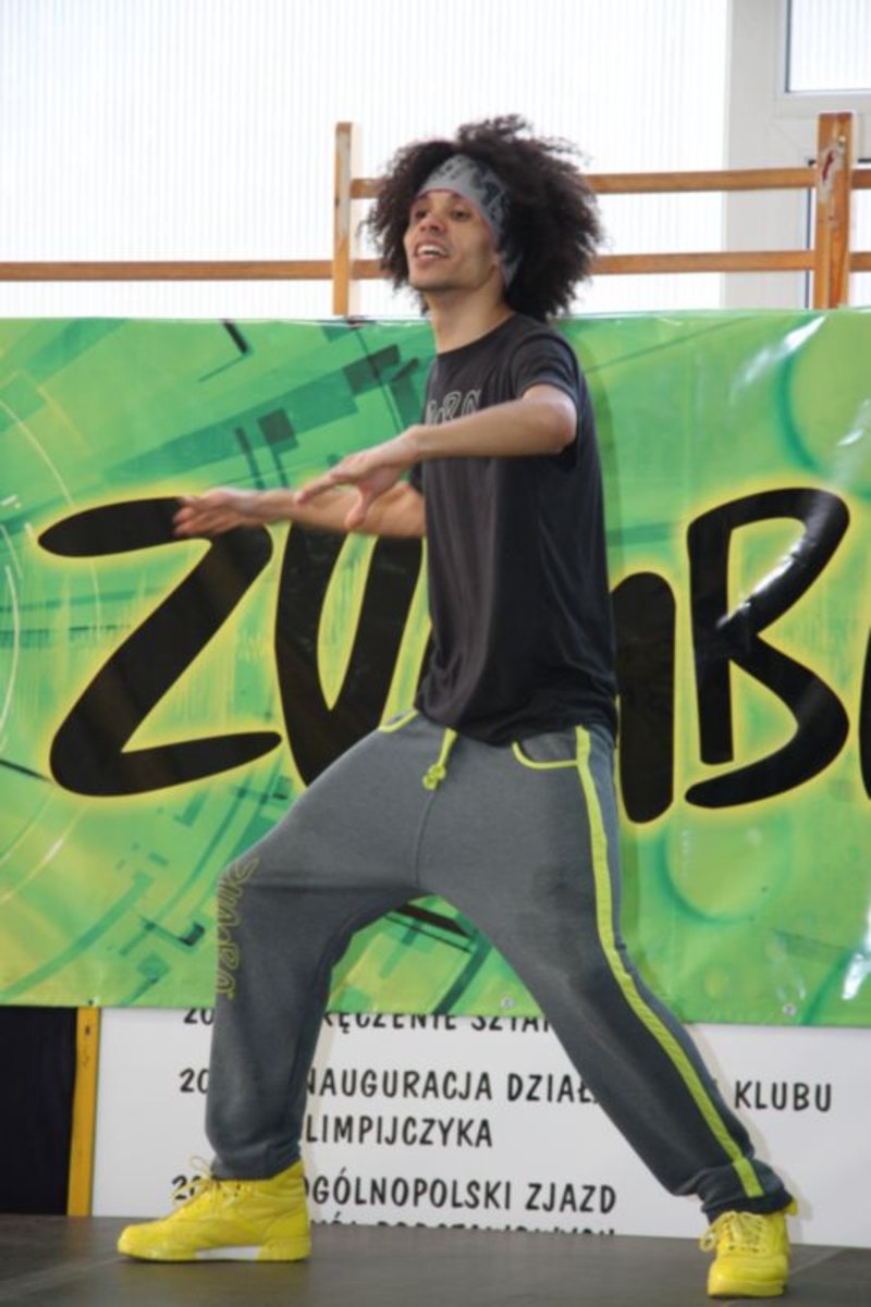 Dwieście osób tańczyło zumbę