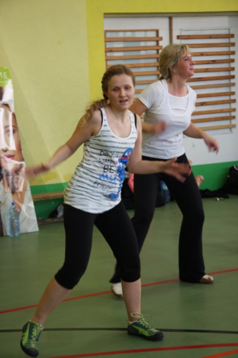 Dwieście osób tańczyło zumbę
