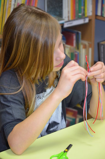 Ferie w bibliotece nie tylko z książką