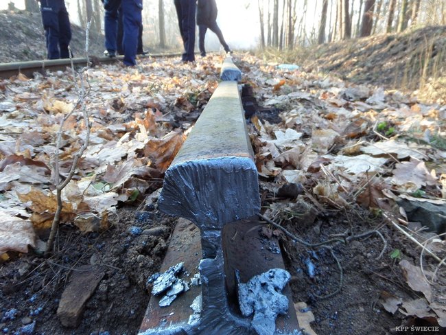 Wycinał szyny na warunkowym zwolnieniu