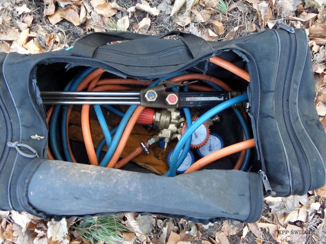 Wycinał szyny na warunkowym zwolnieniu