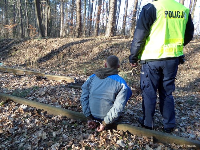 Wycinał szyny na warunkowym zwolnieniu