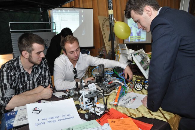 Targi Edukacji i Pracy ? szkoły kuszą ofertami