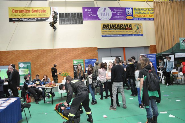 Targi Edukacji i Pracy ? szkoły kuszą ofertami