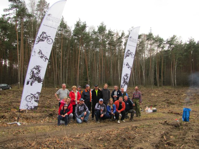 Offroadowcy sadzili las