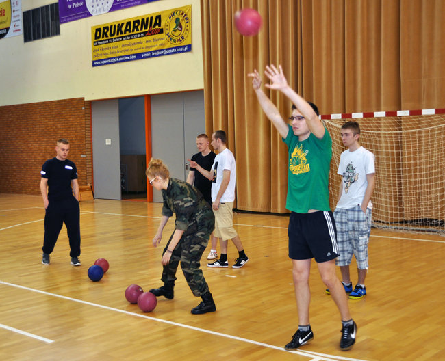Coraz więcej chętnych do Policyjnego Testu Sprawności