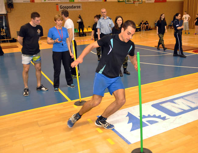 Coraz więcej chętnych do Policyjnego Testu Sprawności